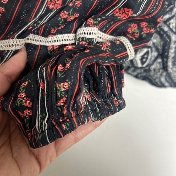 Free People Mostly Meadow Boho Style Blouse - Picture 9 of 10